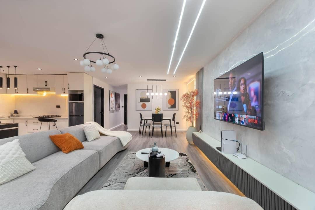 Luxury 2 Bedroom Apartment