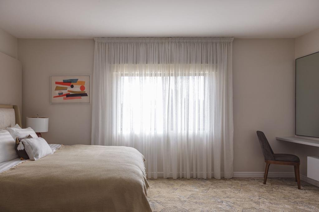 White themed 3 bedroom apartment